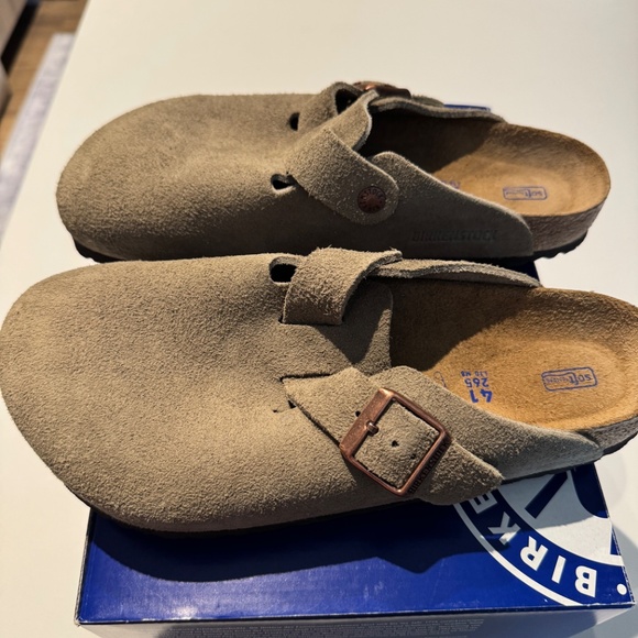 Birkenstock Boston Clogs (Taupe) - LIKE NEW 🔥 - Picture 6 of 15